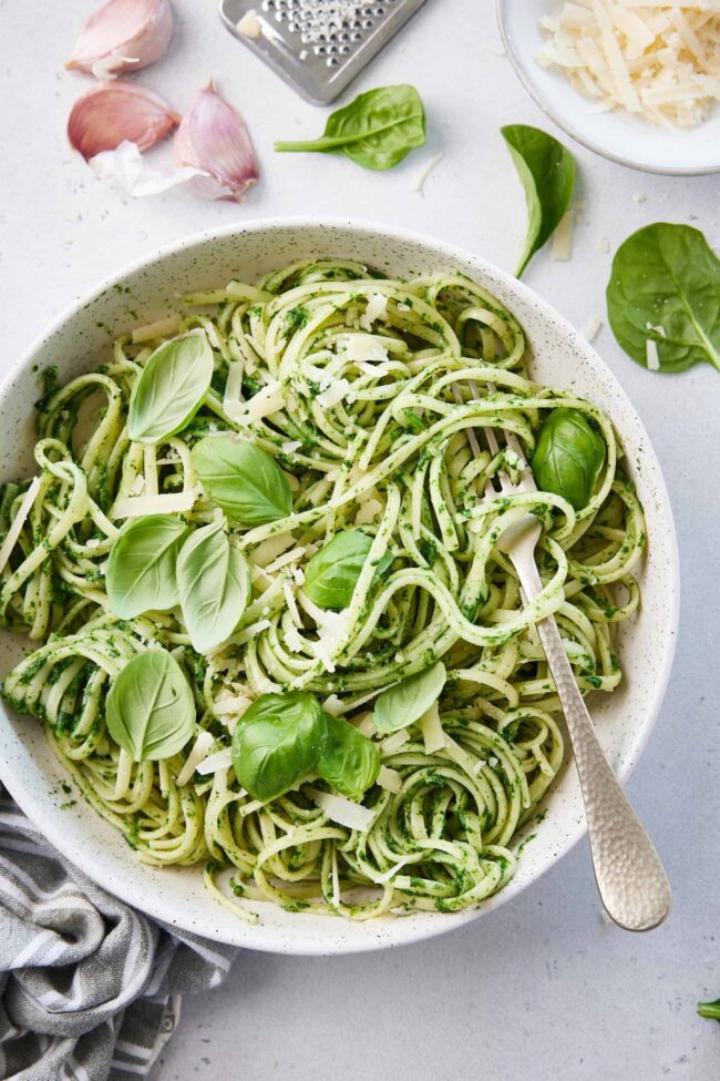 Pasta with spinach