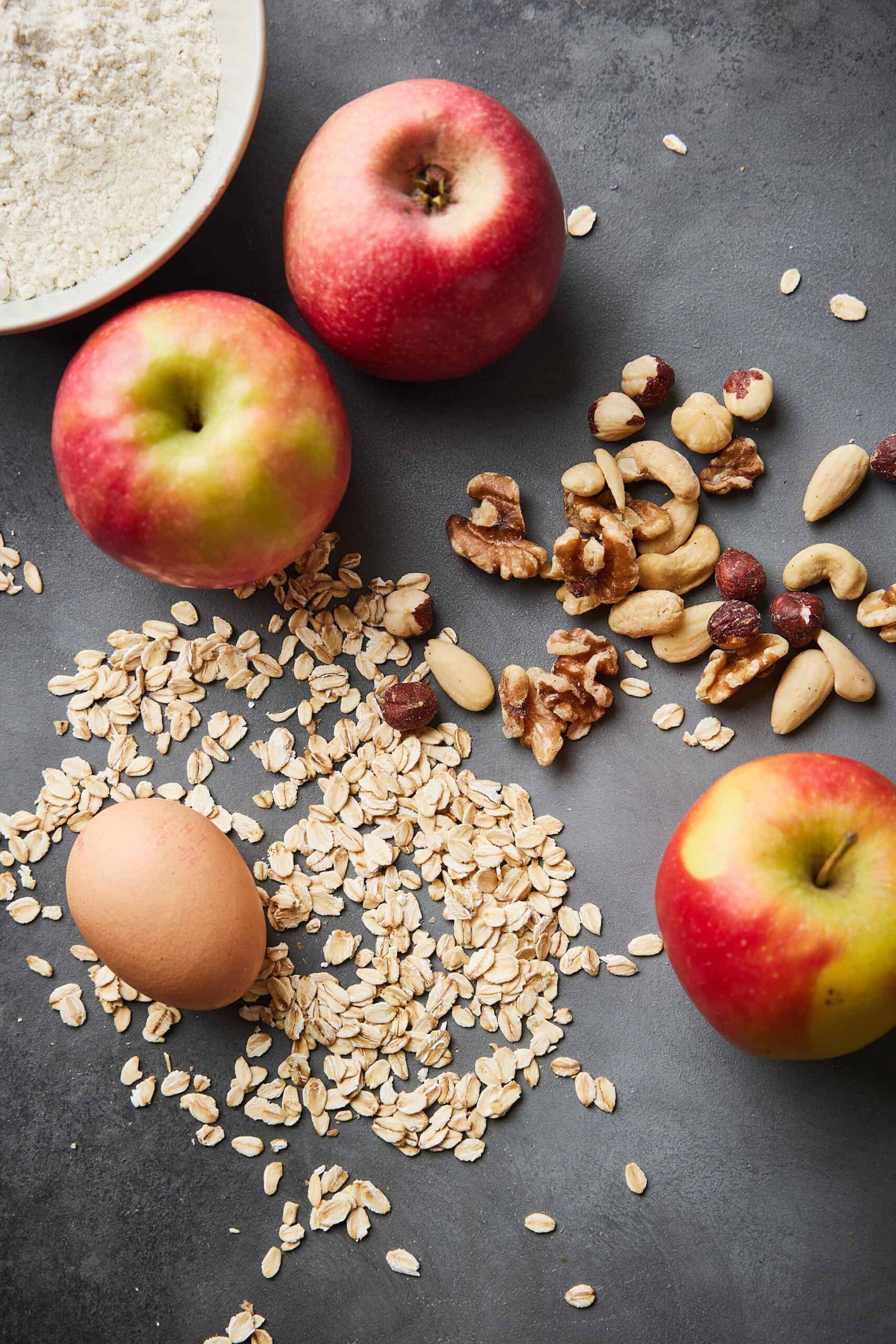 Ingredients for the apple cakes
