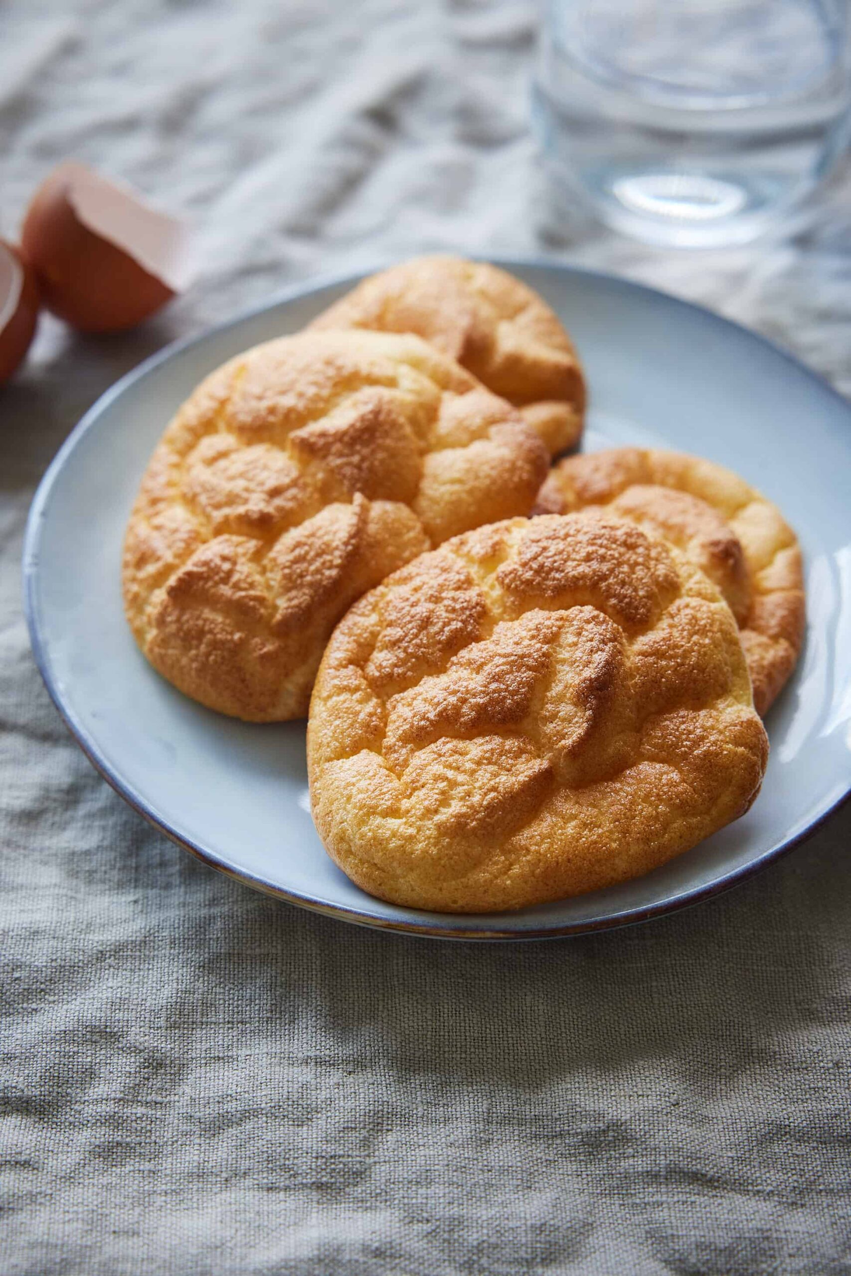 3-ingredient keto bread