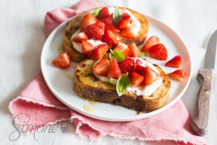 Strawberry french toast