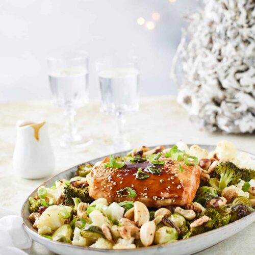 Baked salmon with roasted vegetables