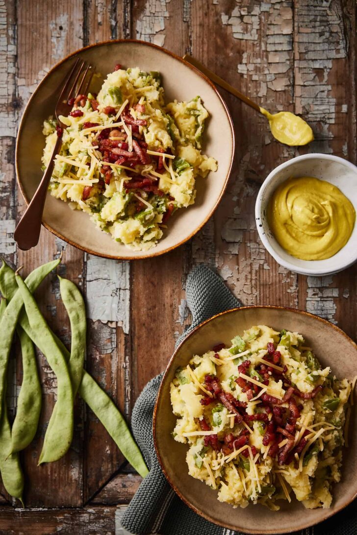 Runner bean mash with potatoes, mustard and cheese