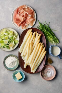 Ingredients for the asparagus soup