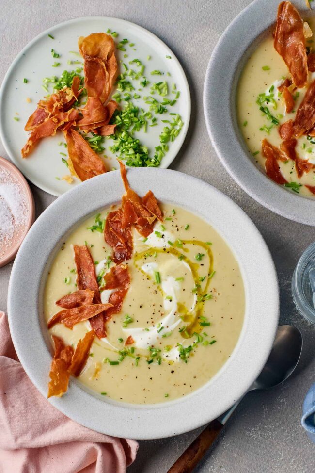 asparagus soup with crispy ham