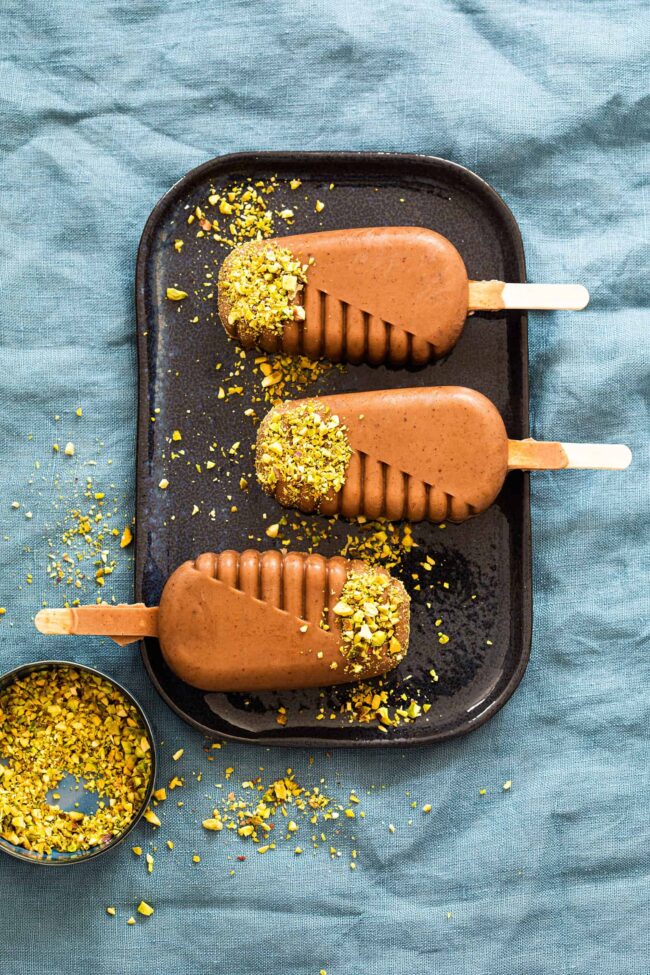 healthy chocolate popsicles