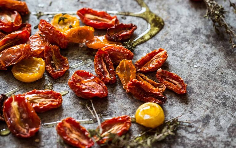 Oven sun-dried tomatoes