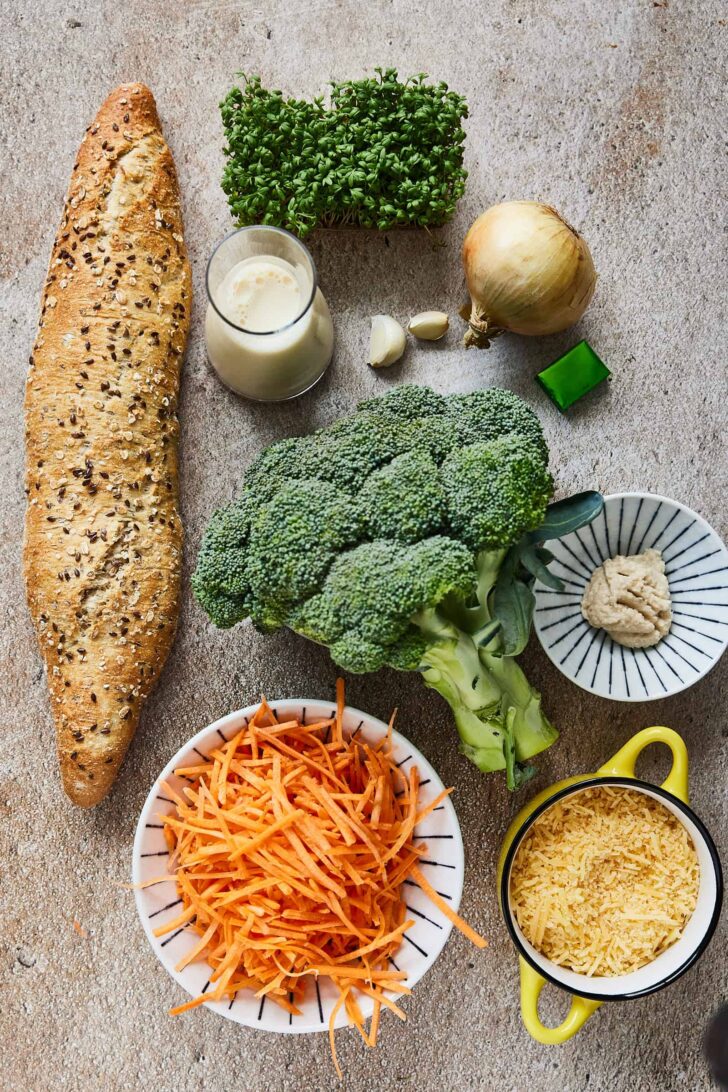 Broccoli soup with cheese