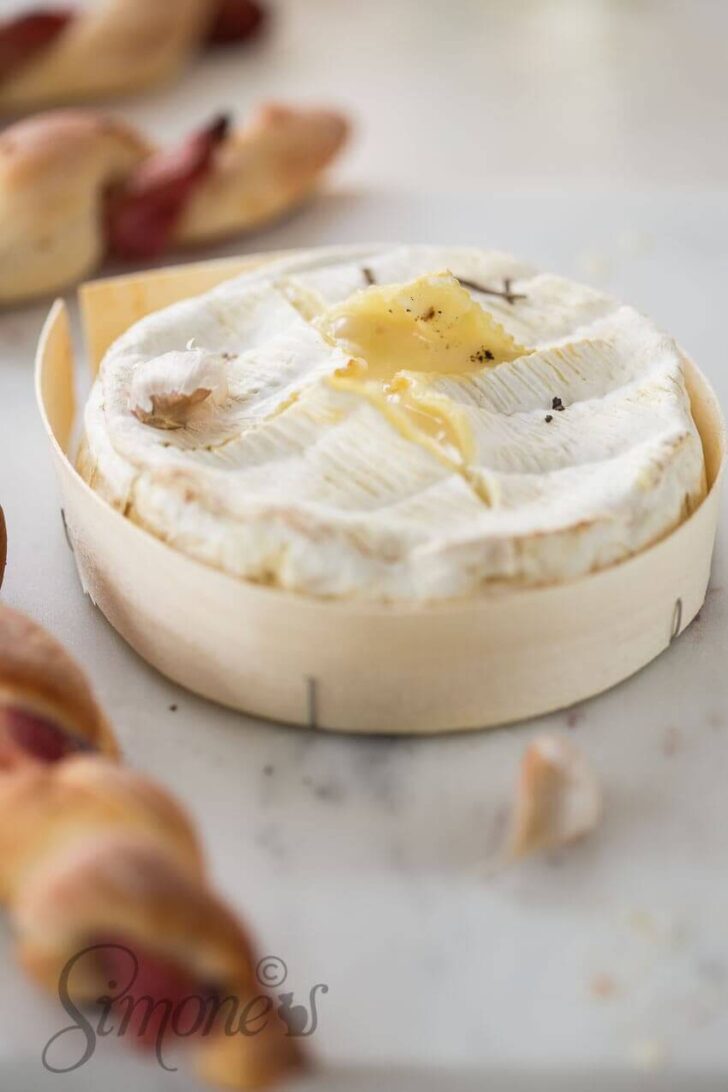 Baked camembert