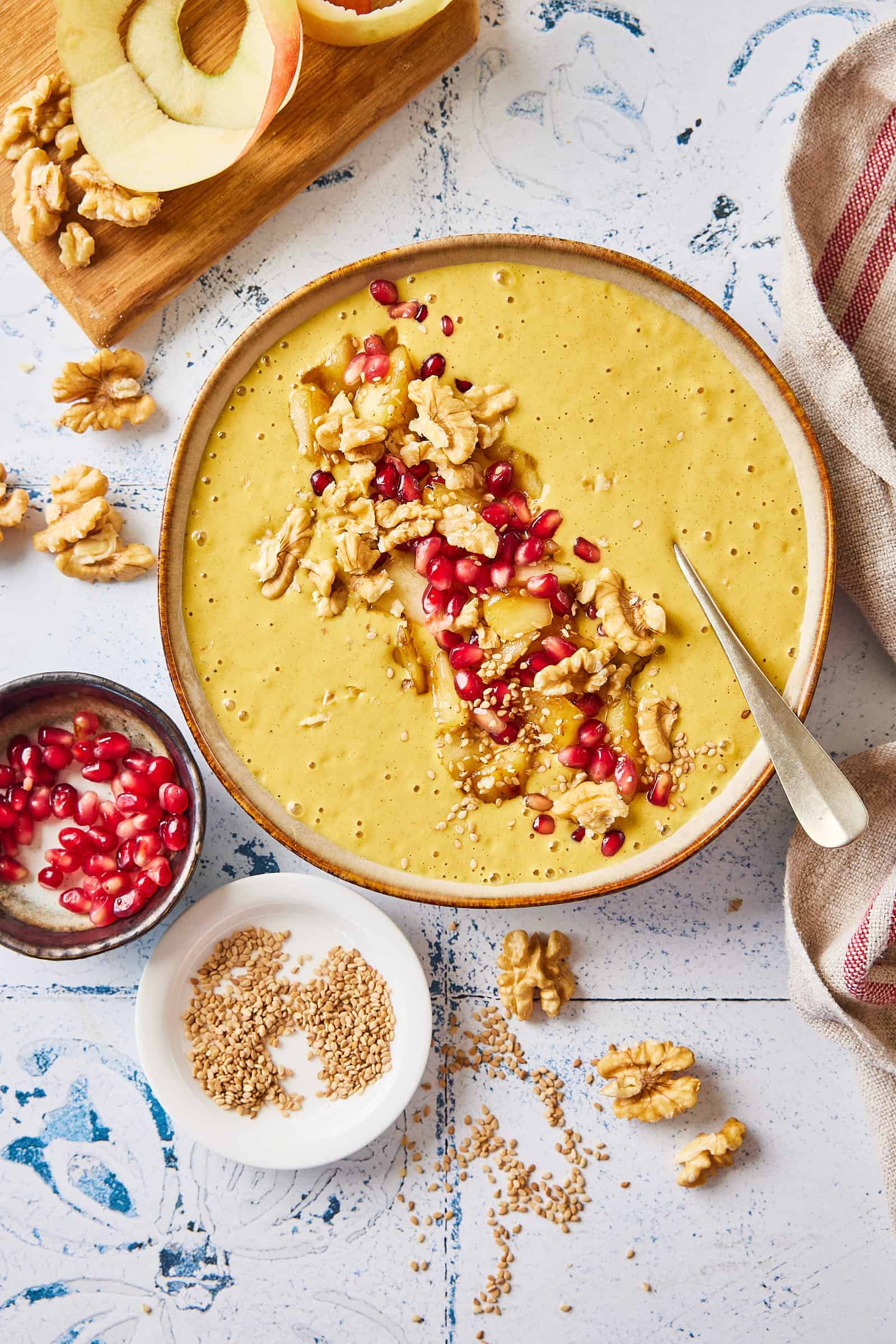 pumpkin smoothie bowl