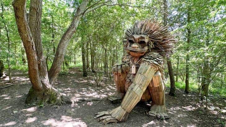 Glade anders by Thomas Dambo