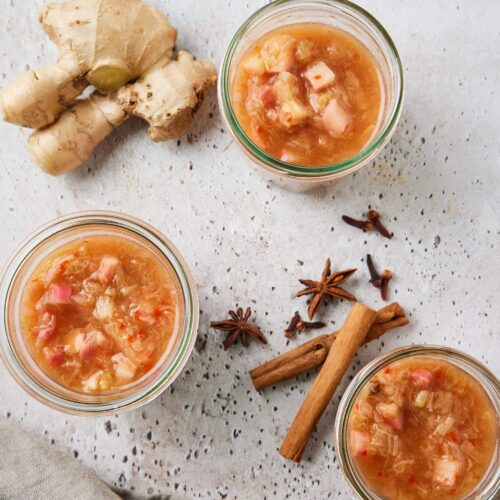rhubarb chutney
