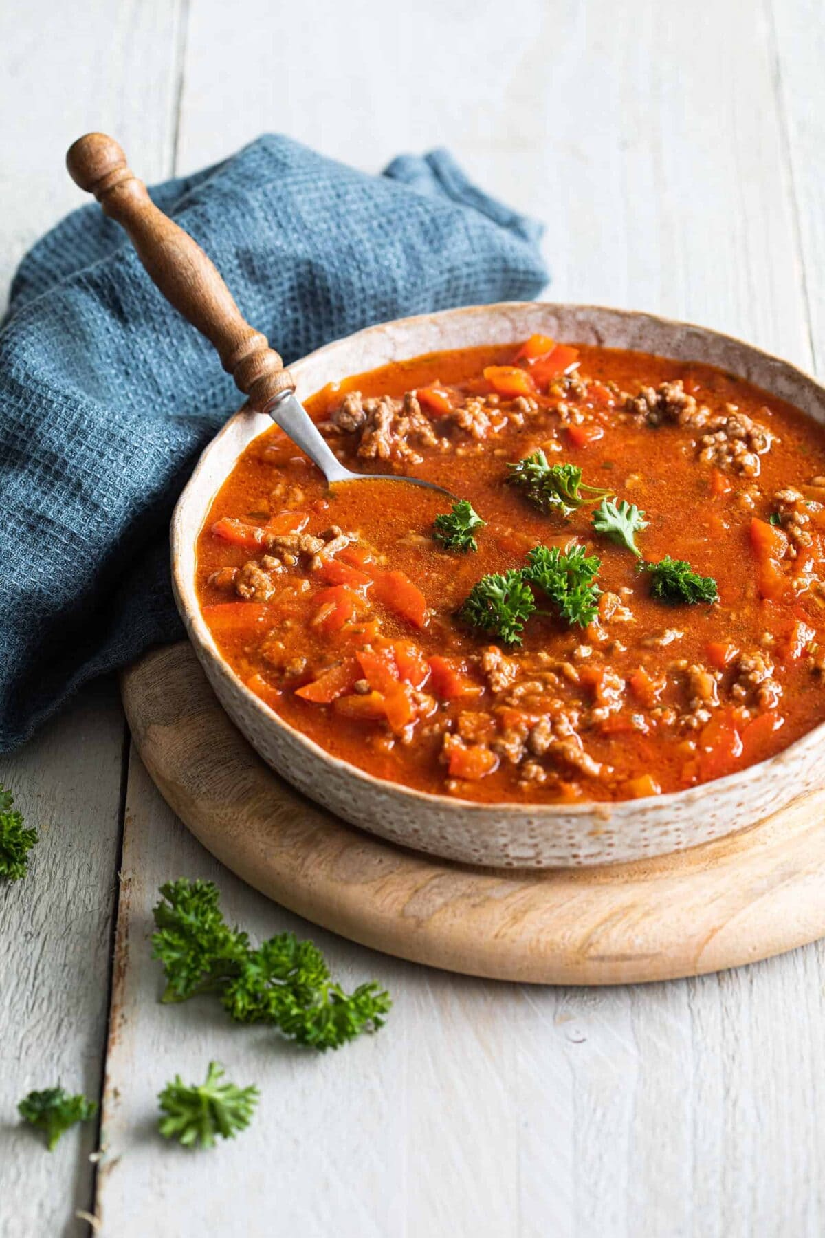 Bell pepper soup with minced beef